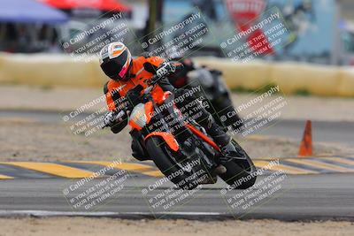 media/Jan-15-2023-SoCal Trackdays (Sun) [[c1237a034a]]/Turn 2 Set 1 (1145am)/